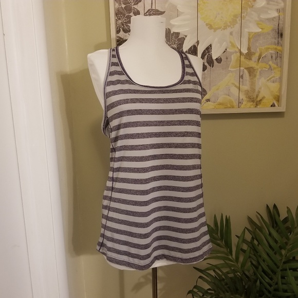 New Balance Striped Racerback Athletic Tank - Picture 4 of 8